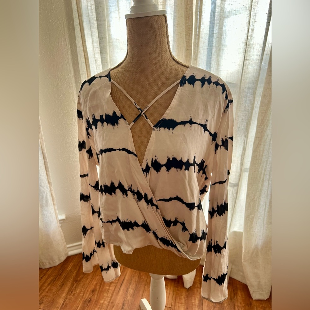 Anthropologie The Impeccible Pig Tie Dye black cream long sleeve blouse top